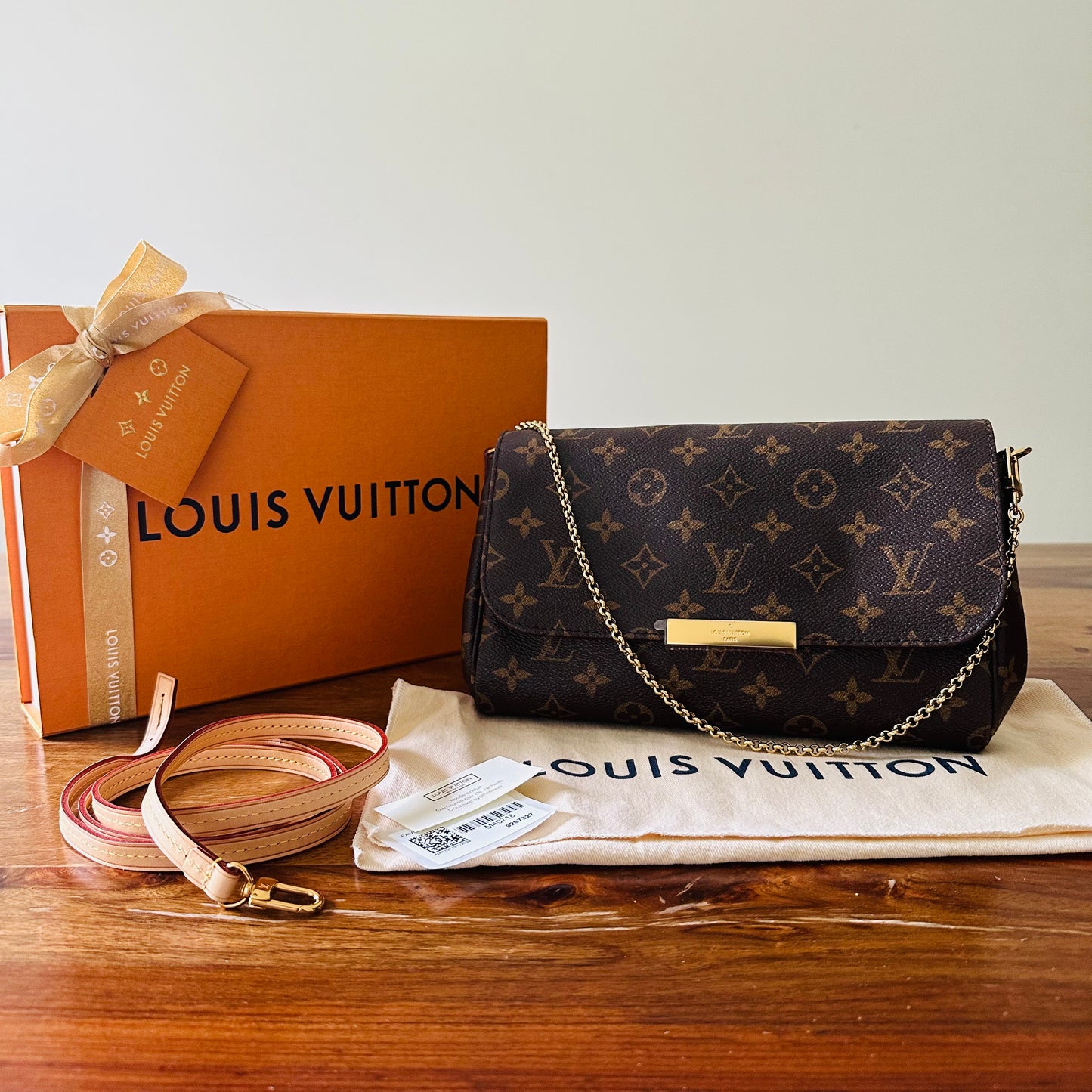 Louis Vuitton Favorite Handbag Monogram Canvas mm Brown