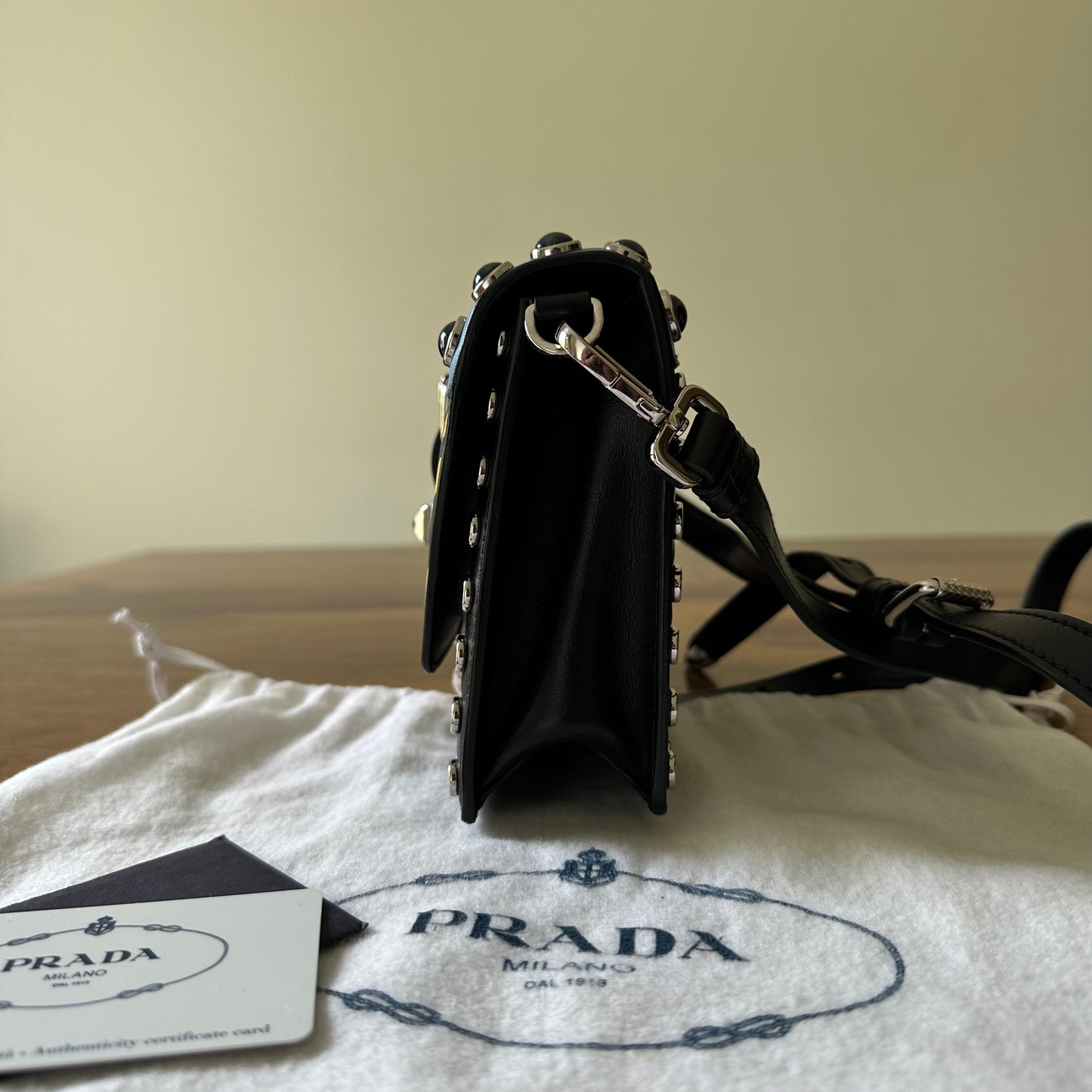 Prada clutch bag with shoulder strap in saffiano leather - Gaja Refashion