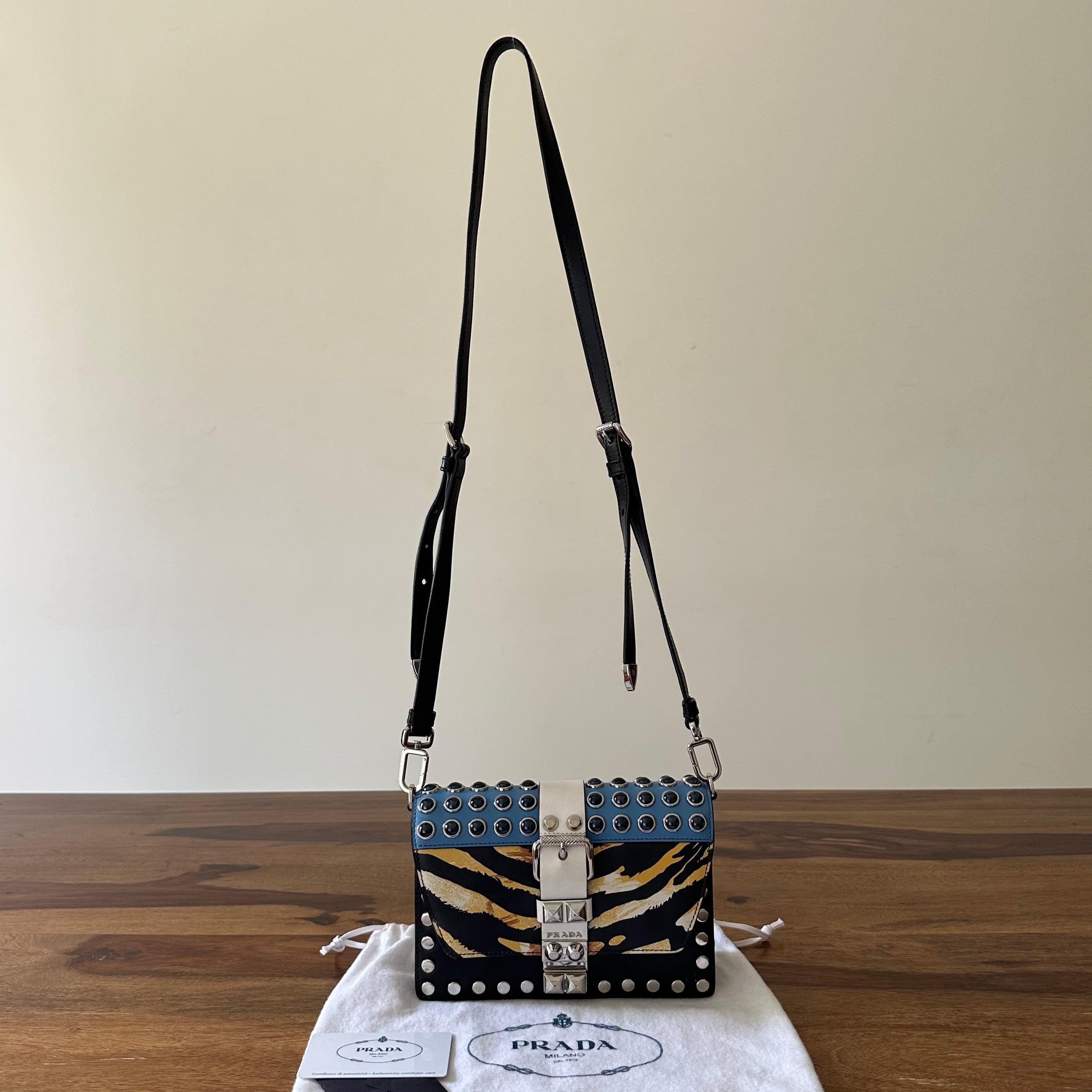 Prada hand bag real vs fake review. How to spot counterfeit Prada Saffiano  bags and purses - YouTube
