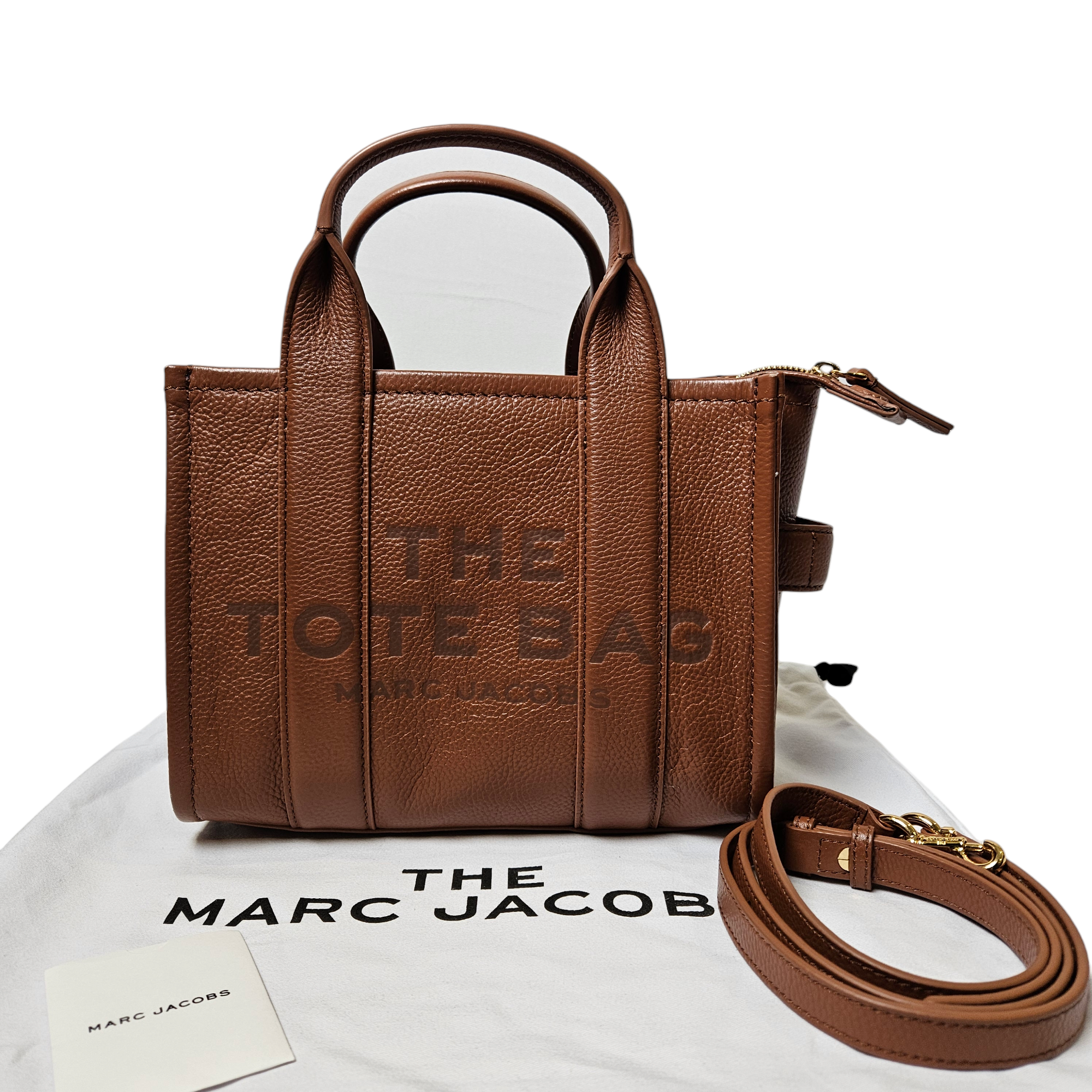 Marc Jacobs The Tote Bag Mini | What Fits Inside! - YouTube
